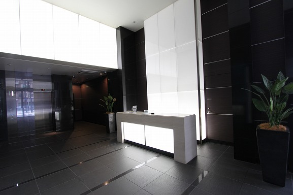 【エントランス】