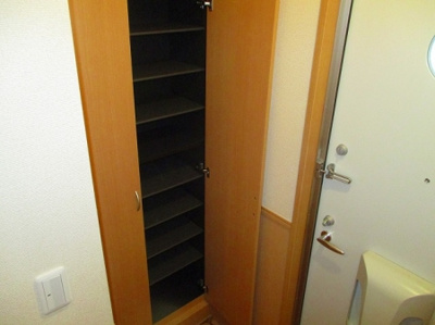 【玄関】 | ルーナピエーナ