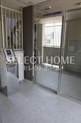 【エントランス】 | シャトー錦 | 落ち着いたエントランスです