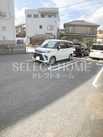 【駐車場】 | ビリーヴ | 駐車スペースもあります
