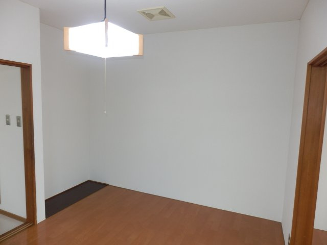 パールレジデンスの洋室