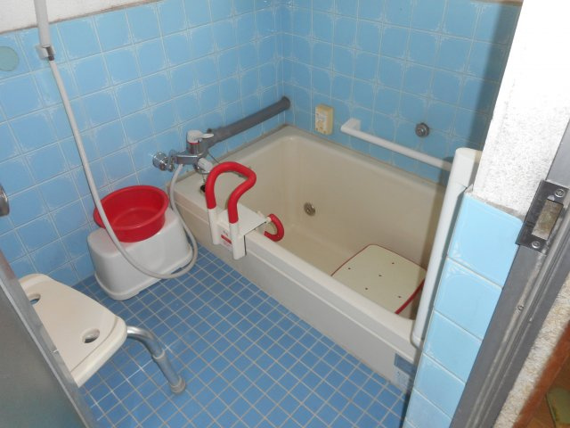 和歌山市松島・中古戸建・54121の浴室