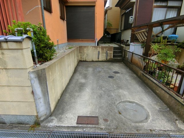のぞみ野貸家の駐車場