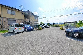 メゾンシャルムAの駐車場|駐輪スペース