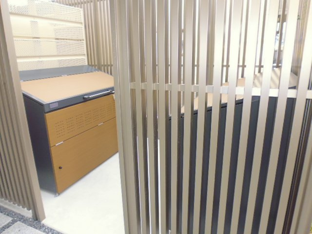 ニンナ・ナンナＡのその他共用部分|敷地内専用ゴミステーション