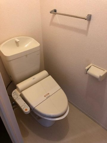 セジュール町坪のトイレ