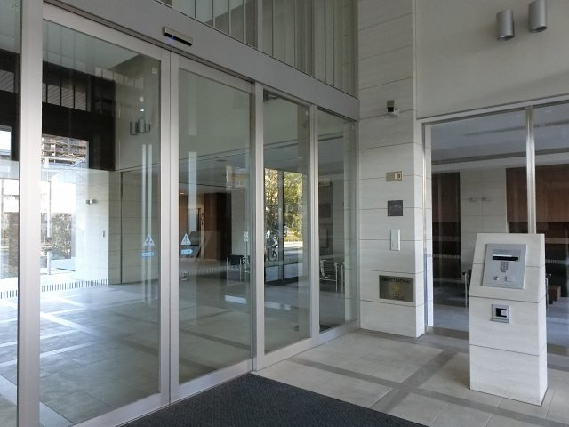 【エントランス】