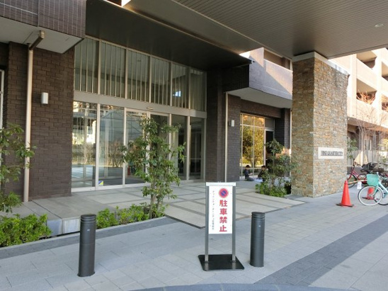 【エントランス】