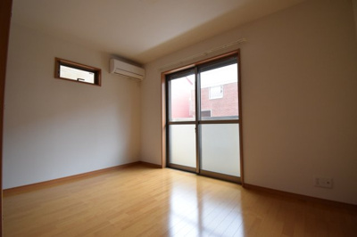 【洋室】 | ヴィアノ山下町アスティオン | 明るい洋室です