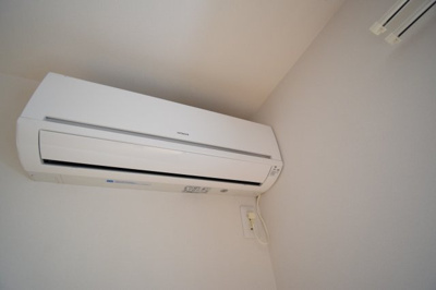 【設備】 | ヴィアノ山下町アスティオン | エアコン付き