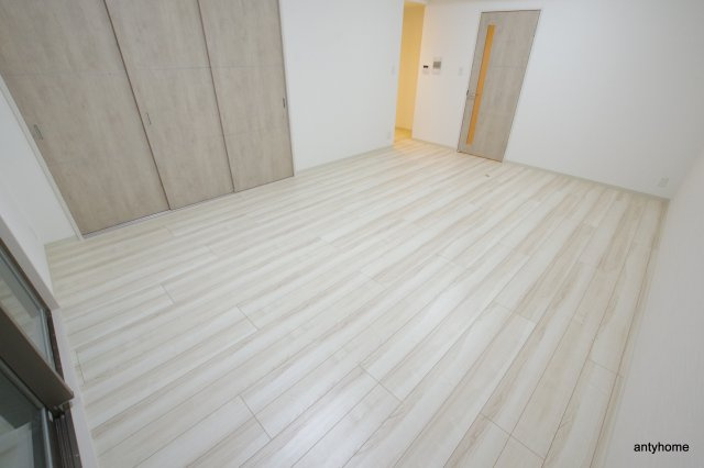 ショウエイ靭　仲介手数料無料の居間・リビング