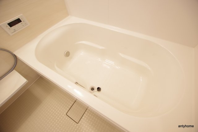 ショウエイ靭　仲介手数料無料の浴室