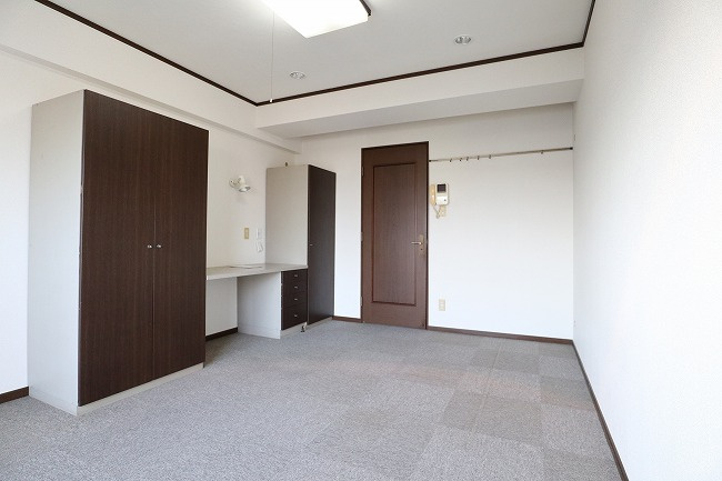 昭島市松原町１丁目の賃貸マンションの寝室