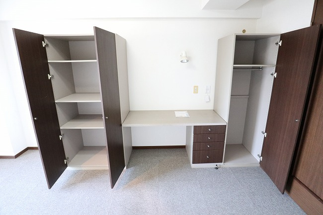 昭島市松原町１丁目の賃貸マンションの収納