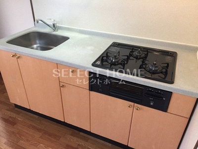 【キッチン】 | ウエストヒルズ | コンパクトなキッチンで掃除もラクラク