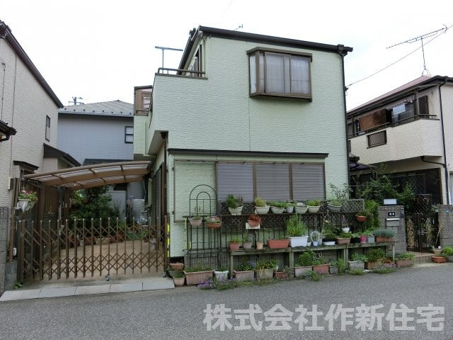 花見川区作新台２丁目　中古戸建　瑕疵保証付住宅　カーポート屋根付の外観