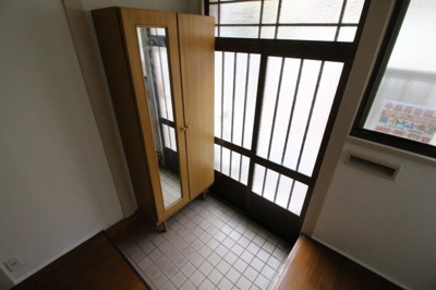 【玄関】 | 二葉町貸家
