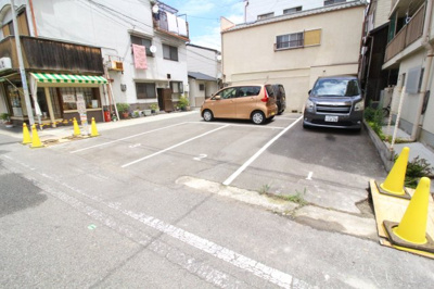 【駐車場】 | 二葉町貸家