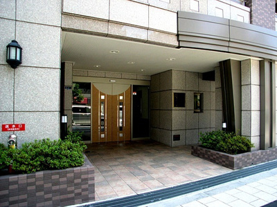 【エントランス】 | プレサンス大手通シティライフ | 建物の内部です