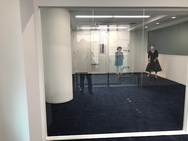 アヌシー青山のロビー