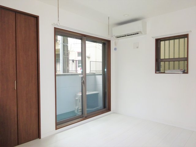 グランクオール中央の洋室