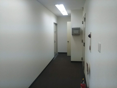 【その他共用部分】 | 新町芳野ビル | 共用通路