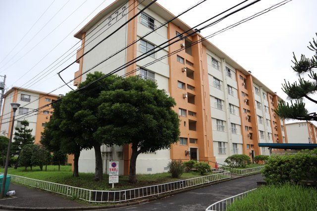 袖ケ浦住宅　人気の２階部分　習志野市袖ケ浦２丁目の外観|袖ケ浦住宅　２号棟　人気の２階部分　リノベーションマンション　京成津田沼駅徒歩１３分　