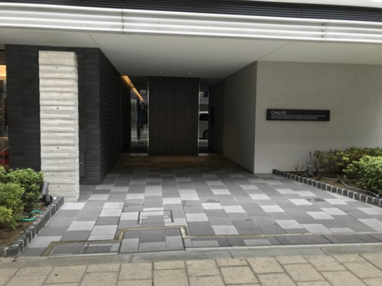 【エントランス】