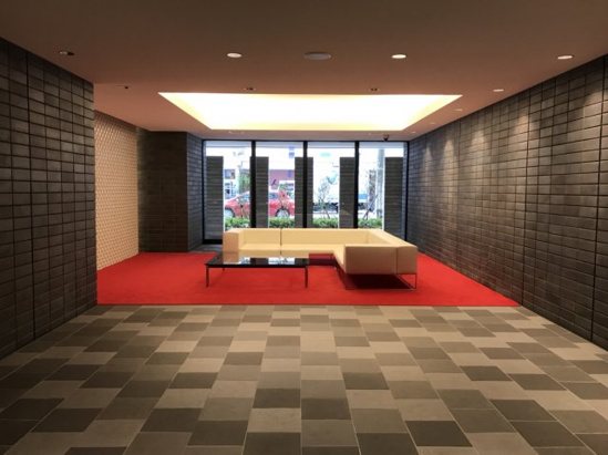 【エントランス】