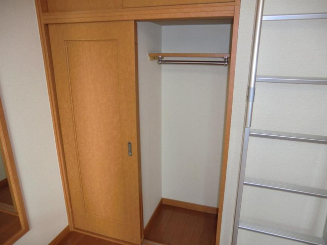 【収納】 | レオパレス武庫川 | クローゼット