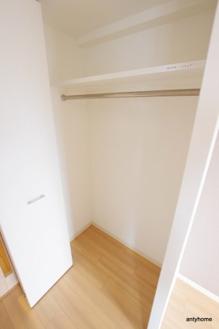 エスリード天神橋筋六丁目　仲介手数料無料の収納