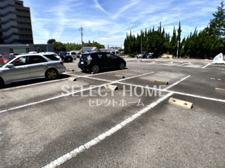 【駐車場】 | 駐車場に車を止められます
