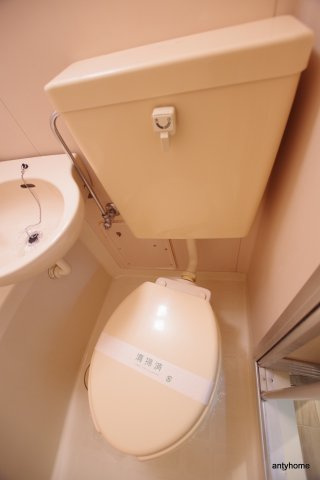 ロフティ淡路Ⅰ　仲介手数料無料のトイレ