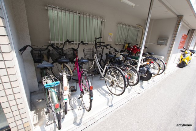 ロフティ淡路Ⅰ　仲介手数料無料の駐車場
