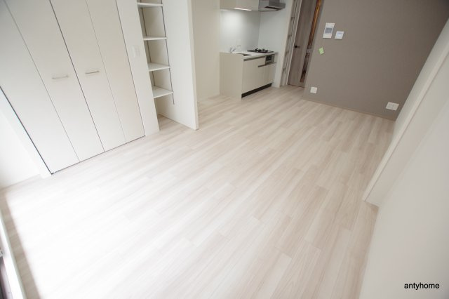 アーバネックス同心　仲介手数料無料の居間・リビング