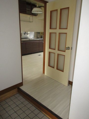 【玄関】 | カーサ小館町