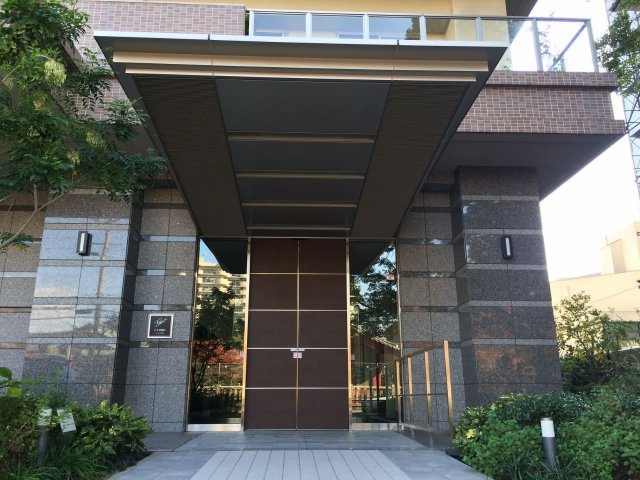 【エントランス】