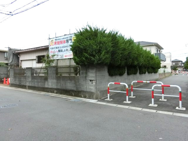 習志野市香澄３丁目　売地　約６９．６坪　建築条件なし　分割可