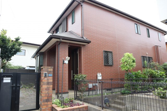 花見川区作新台１丁目　中古戸建　土地約５０坪・建物はゆったり約３６坪の外観
