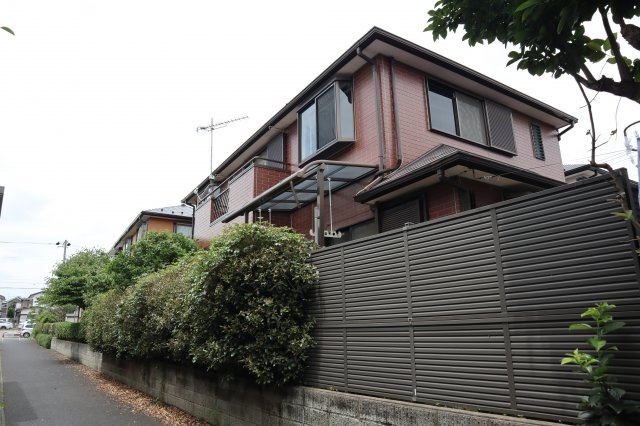 花見川区作新台１丁目　中古戸建　土地約５０坪・建物はゆったり約３６坪の外観