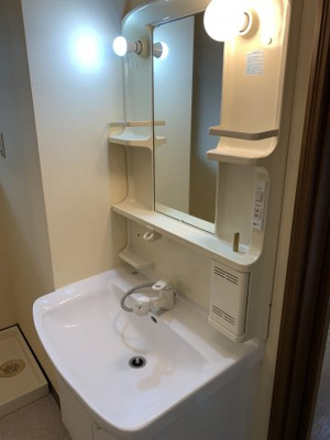 【独立洗面台】 | プロローグ原 | 朝の身支度には欠かせない独立洗面化粧台