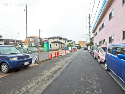 【前面道路含む現地写真】 | 取手市戸頭4丁目2期　3号棟