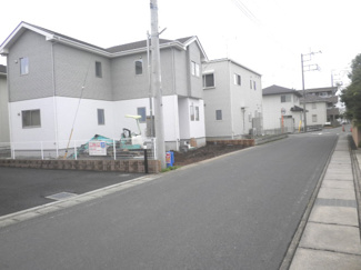 【前面道路含む現地写真】 | 前面道路含む現地写真です