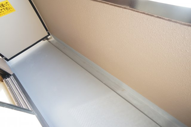 ロイヤル伊丹のバルコニー|参考、同建物・反転間取りの号室