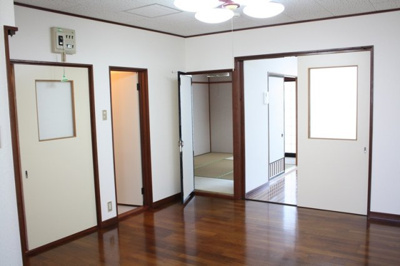 【居間・リビング】 | エステート原