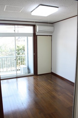 【洋室】 | エステート原 | 照明付洋室です。