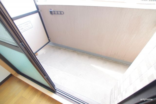 ジュネーゼ梅田北プラウディア　仲介手数料無料のバルコニー