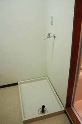 【その他】 | アネックス５ | 室内に洗濯機置き場です。