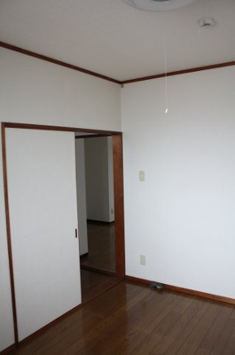 【洋室】 | アネックス５ | 広々とした洋室です