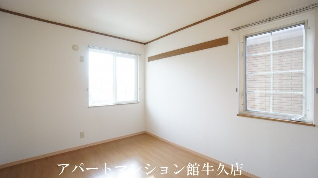 フラワKの洋室
